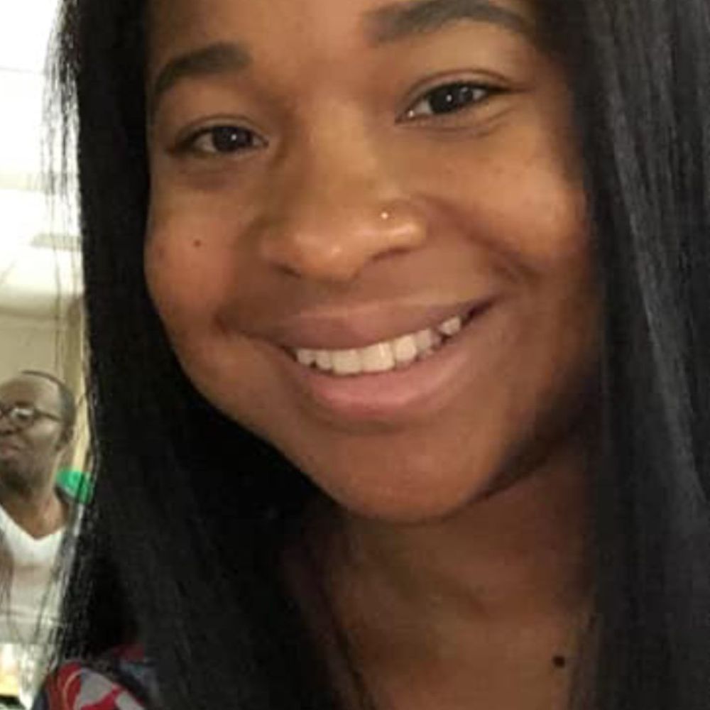 Meet your Posher, Neisha